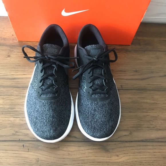 Nike Shoes - Nike Flex Shoes